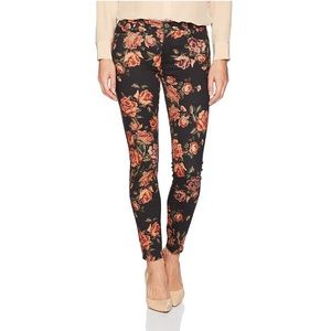 Ankle In Needle Point Skinny Jeans